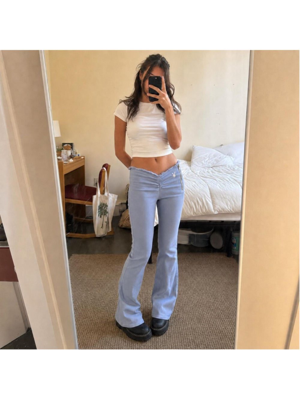 Playboy by PacSun Y2K Baby Blue Low Rise Flare Jeans Size 27

Rare Playboy by Pa